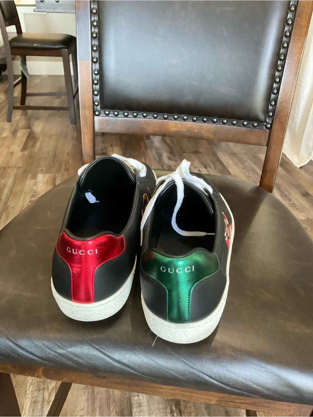 Gucci Men's Black Leather Low-Top Sneakers with Red & Green Accents